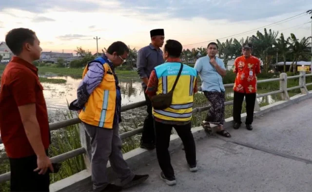 Antisipasi Banjir dan Rob, Jateng Kerahkan Pompa dan Ekskavator di Sayung Demak