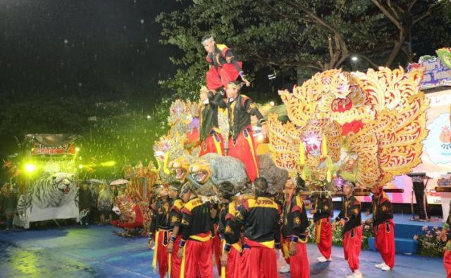 Dari Sisingaan hingga Barongan, Parade Budaya Jawa Tengah Jadi Magnet Wisata