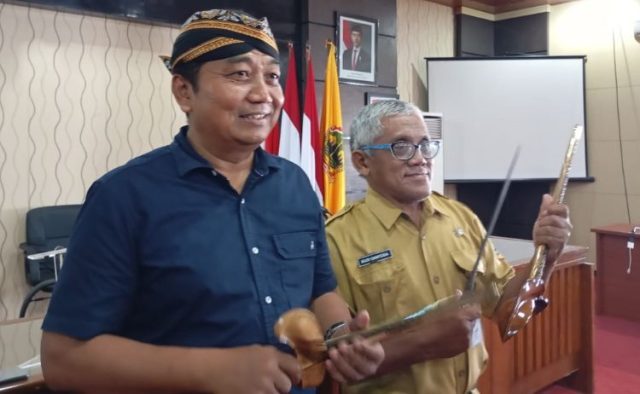 100 Keris dari Berbagai Daerah Tampil di Festival Keris Nusantara 2025 di Semarang
