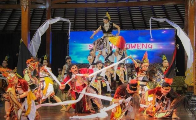 Duta Seni Magelang Tampil Memukau di TMII, Pamerkan Kolaborasi Tiga Budaya