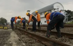 KAI Daop 2 Bandung Ganti 2.800 Meter Rel, Tingkatkan Keselamatan Perjalanan KA